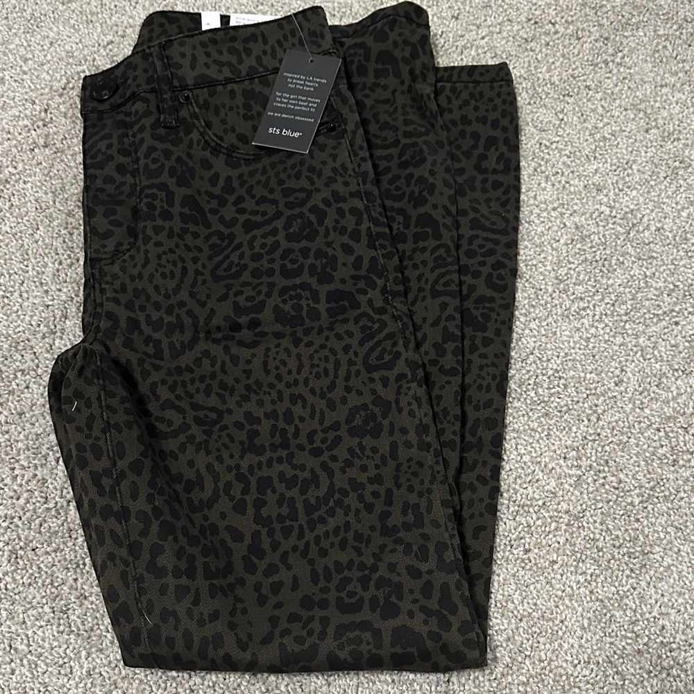 NWT STS Blue Ellie Ankle Skinny 10" High Rise  Leopard Print Denim